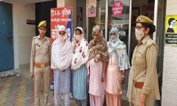 बुजुर्ग को निशाना बनाने वाली 4 महिलाएं अरेस्ट-बैंक के निकट रहती थी एक्टिव