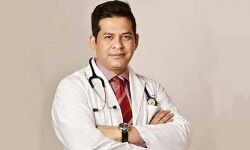 सोशल मीडिया पर सरकार के खिलाफ टिप्पणी करना डॉक्टर को पड़ा भारी- गिरफ्तार