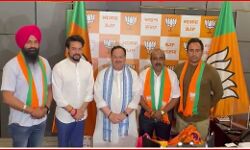 केजरीवाल को लगा बड़ा झटका-पार्टी के प्रदेश अध्यक्ष बीजेपी में शामिल केजरीवाल को लगा बड़ा झटका-पार्टी के प्रदेश अध्यक्ष बीजेपी में शामिल