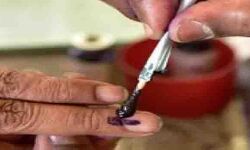 उप्र में विधान परिषद की 27 सीटों पर मतदान शुरु