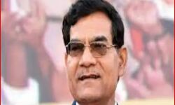 बिजली कर्मियों पर सरकार की नकेल- मोबाइल बंद हुआ तो नहीं खैर