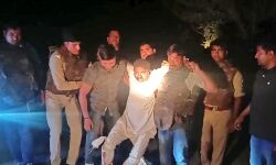 मुठभेड़ में 25 हजारी इनामी बदमाश हुआ लंगड़ा मुठभेड़ में 25 हजारी इनामी बदमाश हुआ लंगड़ा