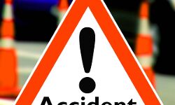 ट्रक से भिड़ंत में पिकअप सवार नाबालिग चचेरे भाइयों समेत तीन लोगों की मौत ट्रक से भिड़ंत में पिकअप सवार नाबालिग चचेरे भाइयों समेत तीन लोगों की मौत