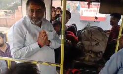 बसों का औचक निरीक्षण करने पहुंचे मंत्री ने लगाई कर्मचारियों को डाँट