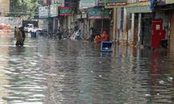 भारी बारिश के बाद आई बाढ़ से मरने वालों की संख्या बढ़कर हुई 59 भारी बारिश के बाद आई बाढ़ से मरने वालों की संख्या बढ़कर हुई 59