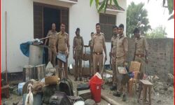 गैंगस्टर के दो गुर्गो की संपत्ति कुर्क- दोनों पर था 25-25 हजार का इनाम गैंगस्टर के दो गुर्गो की संपत्ति कुर्क- दोनों पर था 25-25 हजार का इनाम