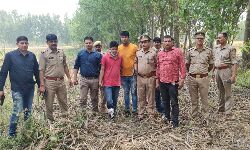 कारोबारी के हुई 40 लाख रुपये की चोरी का खुलासा- मुठभेड़ में आरोपी अरेस्ट कारोबारी के हुई 40 लाख रुपये की चोरी का खुलासा- मुठभेड़ में आरोपी अरेस्ट