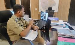 अब साइबर ठगों की नहीं होगी खैर - कप्तान ने गठित की साइबर हेल्प डेस्क अब साइबर ठगों की नहीं होगी खैर - कप्तान ने गठित की साइबर हेल्प डेस्क