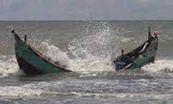 नदी में पलटी यात्रियों से भरी नाव - महिलाओं - बच्चों समेत 26 की मौत