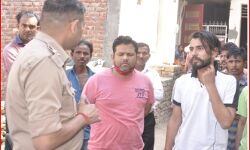 पार्टी से लौट रहे रेलकर्मी की पीट-पीटकर हत्या-मचा हडकंप पार्टी से लौट रहे रेलकर्मी की पीट-पीटकर हत्या-मचा हडकंप