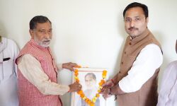 कर्जे की जाल से मुक्ति के लिए चन्द्रशेखर की बातों को जन जन तक पहुंचाएं- रामगोविंद कर्जे की जाल से मुक्ति के लिए चन्द्रशेखर की बातों को जन जन तक पहुंचाएं- रामगोविंद