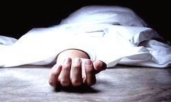 ट्रेन से कटकर युवती की मौत- मौके पर पहुंची पुलिस