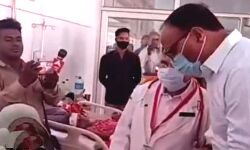 उपमुख्यमंत्री ने किया अस्पताल का औचक निरीक्षण