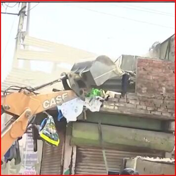 जहांगीरपुरी में अवैध निर्माण पर सुप्रीम कोर्ट का बुलडोजर पर ब्रेक