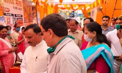 स्वास्थ्य मेले में मरीजों ने उठाया स्वास्थ्य सेवाओं का लाभ