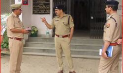 चाह क्या रहे हो, नौकरी करनी है या नही और SSP ने SHO को किया लाइन हाजिर