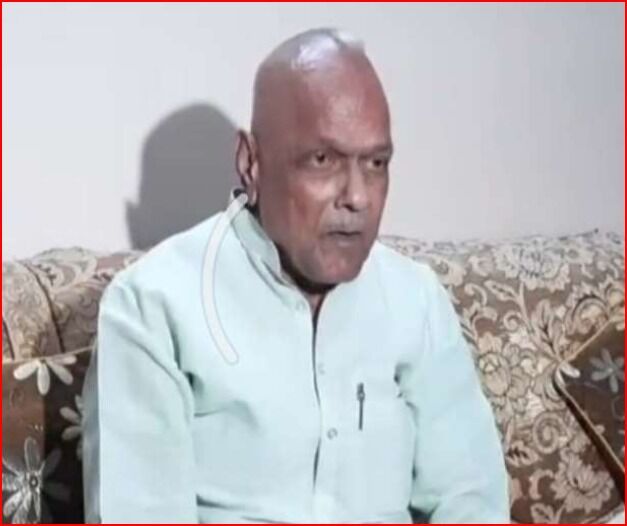स्वामी प्रसाद मौर्य के सहयोगी पूर्व एमएलसी ने दिया सपा से इस्तीफा