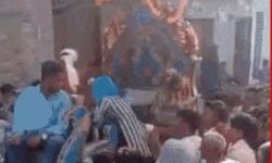 प्रेमिका को देखते ही दूल्हे की बंधी घिग्घी- बग्गी से कूद बाईक पर भागा प्रेमिका को देखते ही दूल्हे की बंधी घिग्घी- बग्गी से कूद बाईक पर भागा