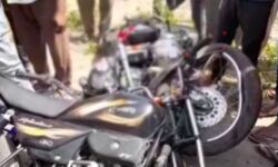 बाईकों की हुई जोरदार भिडंत- बच्चे सहित चार ने तोड़ा दम बाईकों की हुई जोरदार भिडंत- बच्चे सहित चार ने तोड़ा दम