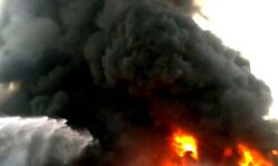 केमिकल फैक्ट्री में लगी भीषण आग