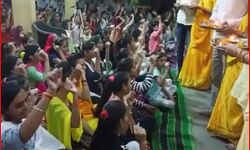 दंगे का आक्रोश-आर्थिक बहिष्कार का संकल्प-गैर हिंदू से खरीद बेच की बंद दंगे का आक्रोश-आर्थिक बहिष्कार का संकल्प-गैर हिंदू से खरीद बेच की बंद