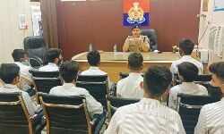 नन्हे फरिश्तों ने थाने जाकर समझी पुलिस की कार्यप्रणाली-प्राप्त किया ज्ञान