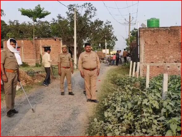 मंदिर मस्जिद निर्माण को लेकर दो पक्षों में टकराव- पुलिस बल तैनात