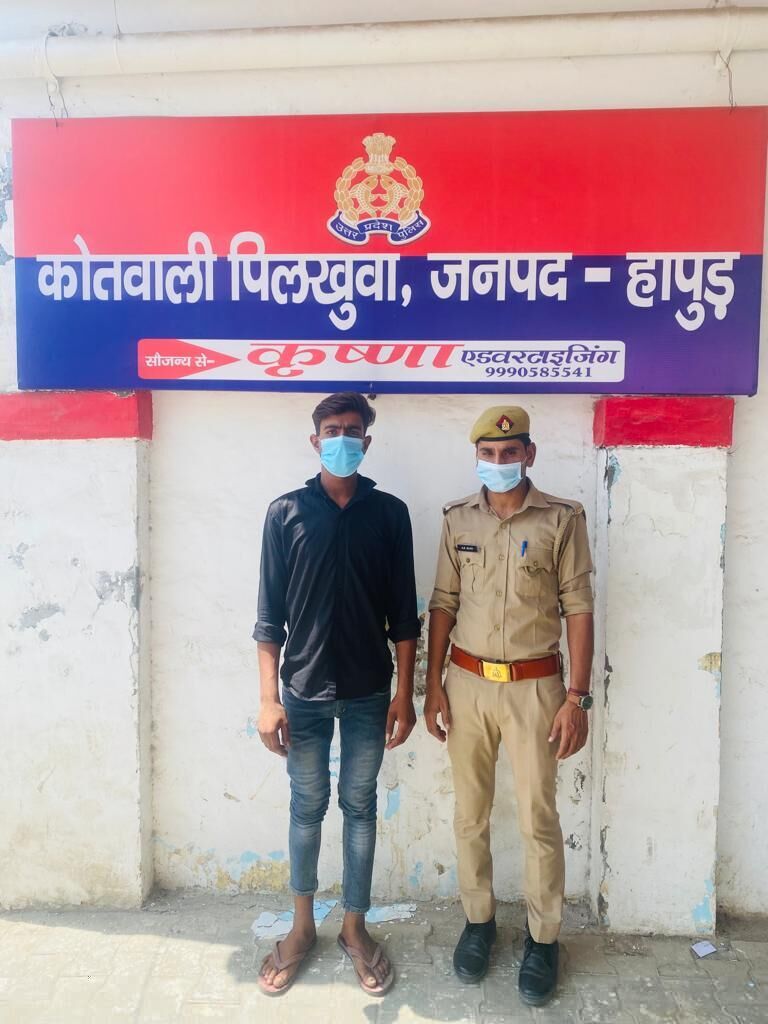 वारंटियों को गिरफ्तार कर अपनी पीठ थपथपा रही पुलिस