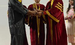 दीक्षांत समारोह में छात्र छात्राओं को डॉक्टरेट की उपाधि से किया सम्मानित