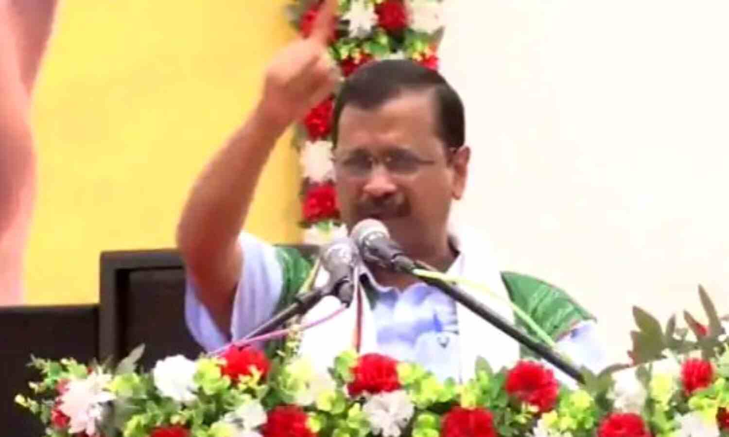 स्कूलों में सुधार को चाहिए एक मौका- नहीं तो धक्के देकर देना खदेड़