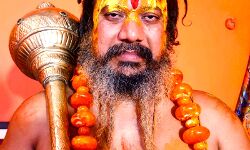 जगतगुरु परमहंसाचार्य का संतों संग 5 मई को ताजमहल पहुंचने का ऐलान जगतगुरु परमहंसाचार्य का संतों संग 5 मई को ताजमहल पहुंचने का ऐलान