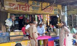 दुकानों पर काम करते मिले बाल श्रमिक- कराए 5 बच्चे मुक्त दुकानों पर काम करते मिले बाल श्रमिक- कराए 5 बच्चे मुक्त