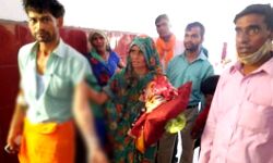 शादी में कच्ची पूडियों की शिकायत पर युवक को कढ़ाई में धकेला