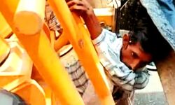 भगवान बनकर आए सेना के जवानों ने बचाई युवक की जान