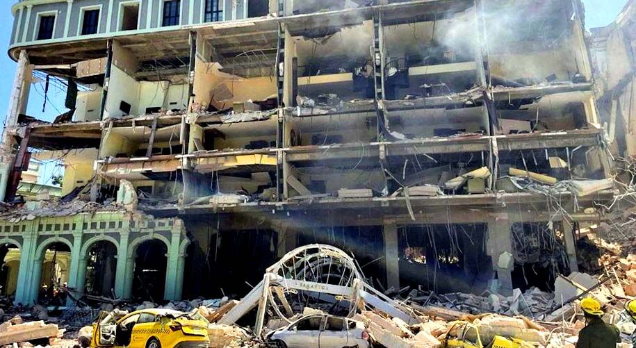 होटल में विस्फोट से 18 लोगों की मौत