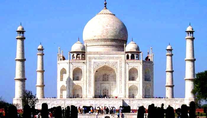 ताजमहल के भीतर मंदिर या मकबरा? हाईकोर्ट में सुनवाई आज ताजमहल के भीतर मंदिर या मकबरा? हाईकोर्ट में सुनवाई आज