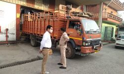 आबकारी विभाग की जांच में हर जगह सब कुछ मिला ओके आबकारी विभाग की जांच में हर जगह सब कुछ मिला ओके