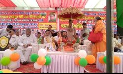 शिविर में रक्तदान के रूप में किया महादान- हुए अनेक सम्मानित शिविर में रक्तदान के रूप में किया महादान- हुए अनेक सम्मानित