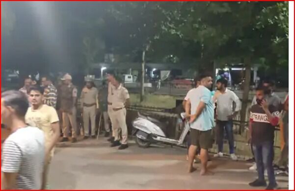 5 दिन बाद फिर हुआ तनाव-शहर छावनी में तब्दील- लड़के की हत्या को लेकर बंद