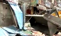 शाहीन बाग़ नहीं तो सीलमपुर ही सही- जमकर गरज रहा बुलडोजर शाहीन बाग़ नहीं तो सीलमपुर ही सही- जमकर गरज रहा बुलडोजर