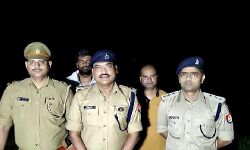 चेकिंग के दौरान बदमाशों के साथ मुठभेड़- 2 बदमाश घायलावस्था में गिरफ्तार चेकिंग के दौरान बदमाशों के साथ मुठभेड़- 2 बदमाश घायलावस्था में गिरफ्तार