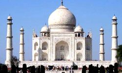 नहीं खुलेंगे ताजमहल के 22 कमरों के बंद दरवाजे-रहेगा राज दफन-याचिका खारिज नहीं खुलेंगे ताजमहल के 22 कमरों के बंद दरवाजे-रहेगा राज दफन-याचिका खारिज