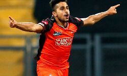 भारतीय पेसर उमरान मलिक की रफ्तार को देखकर शोएब अख्तर को लगी मिर्ची