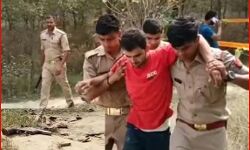 पुलिस की गोली से गौतस्कर हुआ लंगड़ा- लेकर जा रहा था गौमांस पुलिस की गोली से गौतस्कर हुआ लंगड़ा- लेकर जा रहा था गौमांस