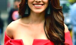 छत्रपति के हिंदी रीमेक में काम करेंगी यह अभिनेत्री छत्रपति के हिंदी रीमेक में काम करेंगी यह अभिनेत्री