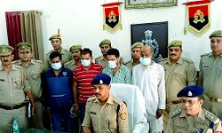 अवैध शस्त्र फैक्ट्री का भंडाफोड कर दबोचे चार आरोपी- दो फरार