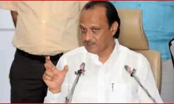 औरंगजेब के मकबरे पर जड़ा ताला- स्मारक पर हलचल हुई तेज औरंगजेब के मकबरे पर जड़ा ताला- स्मारक पर हलचल हुई तेज