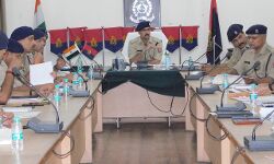 एसएसपी ने अफसरों संग की मीटिंग- कानून व्यवस्था मजबूत करने की दी हिदायत