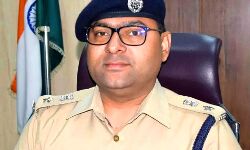 कुख्यात बदमाशों पर इनाम घोषित-गैंग सरगना की नानी भी इनामी कुख्यात बदमाशों पर इनाम घोषित-गैंग सरगना की नानी भी इनामी