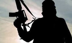 कट्टरपंथी विद्रोही आतंकवादीयों के हमले में दर्जनों नागरिकों की मौत कट्टरपंथी विद्रोही आतंकवादीयों के हमले में दर्जनों नागरिकों की मौत